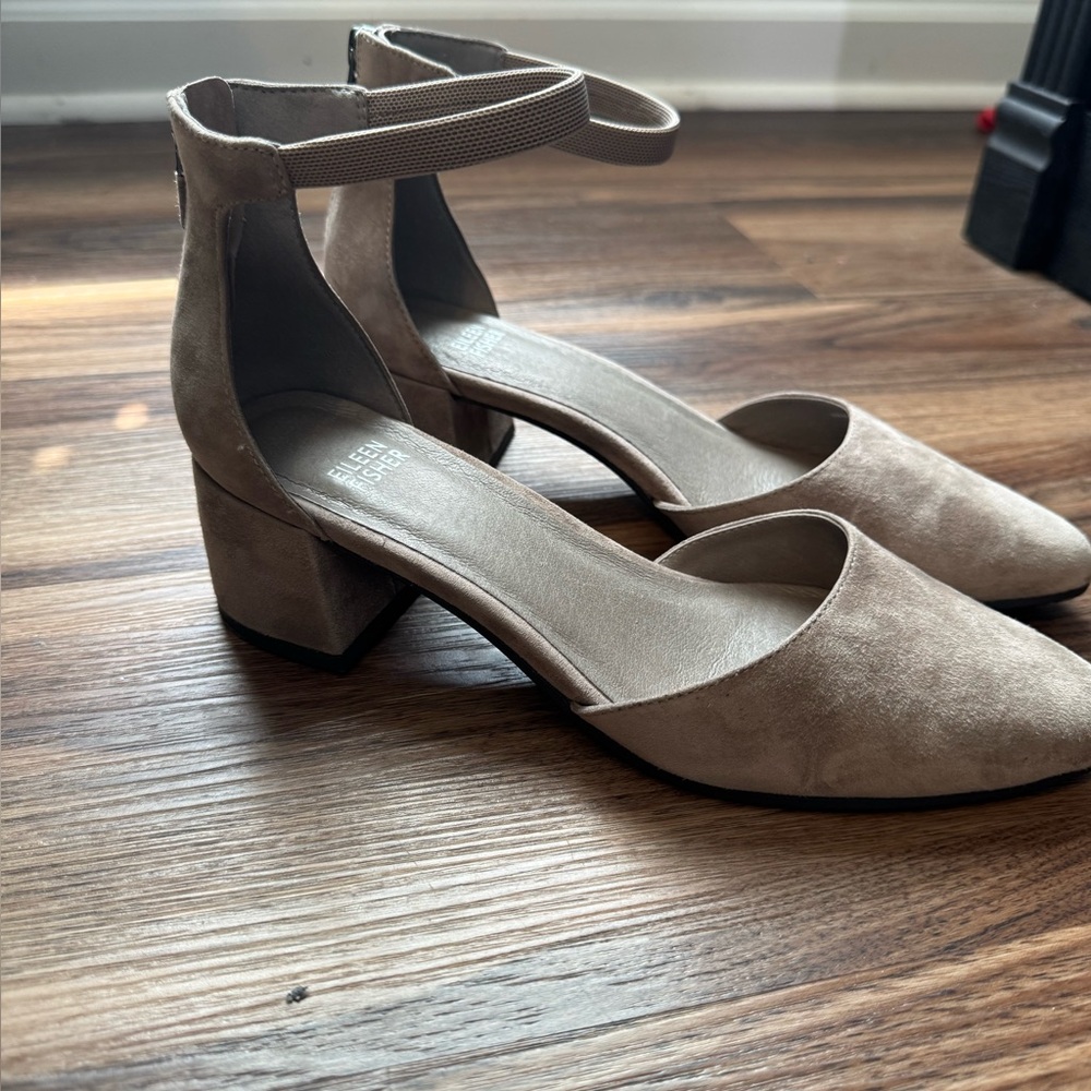 Eileen Fisher Women's Gray Suede Ankle-Strap Block Heel Pumps Sz. 8.5 - Picture 5 of 11